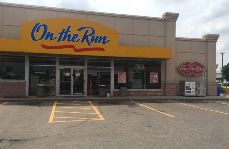 Tim Hortons at 9800 Chinguacousy Road, Brampton